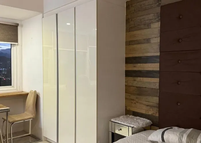 Calyx Ayala Aparthotel Cebu