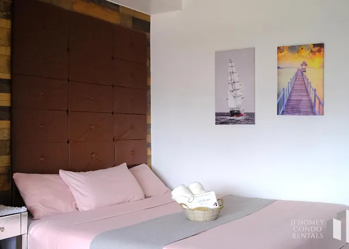 Calyx Ayala Aparthotel