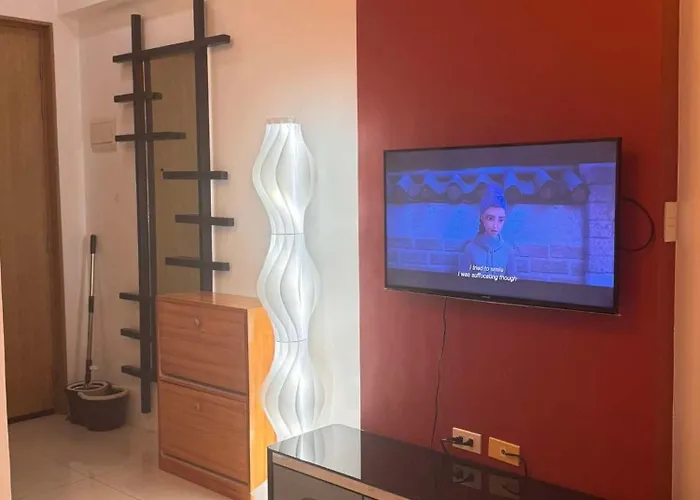Calyx Ayala 3*